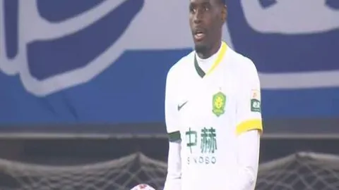 “本菲卡主场烽火再燃，8轮激战，能否抵挡皇马强势来袭？”